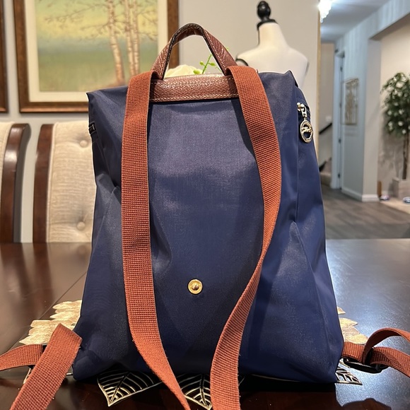 Authentic Longchamp Navy Blue Backpack - Picture 3 of 11